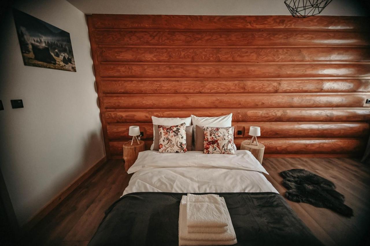 Tarasowka U Zajaca Bed & Breakfast Czerwienne ภายนอก รูปภาพ