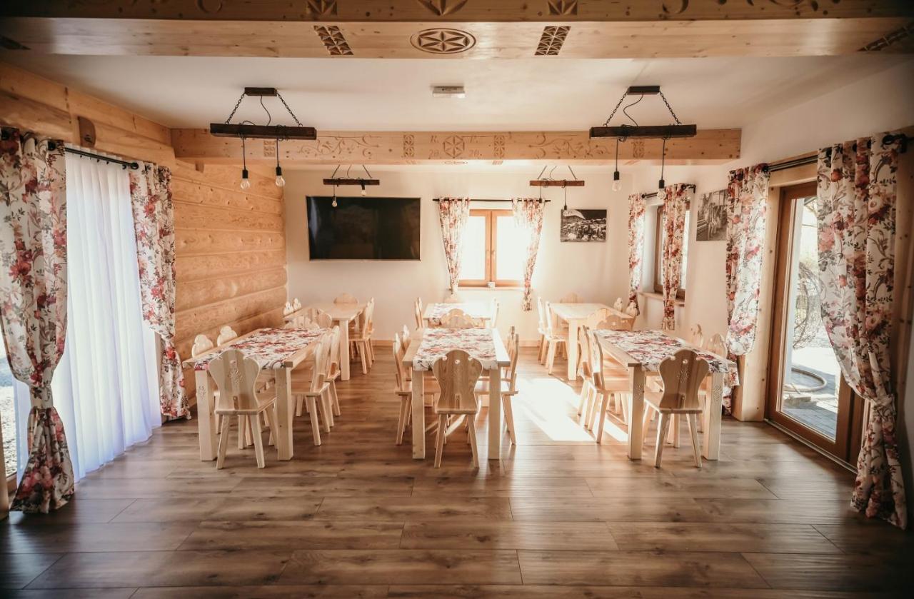 Tarasowka U Zajaca Bed & Breakfast Czerwienne ภายนอก รูปภาพ