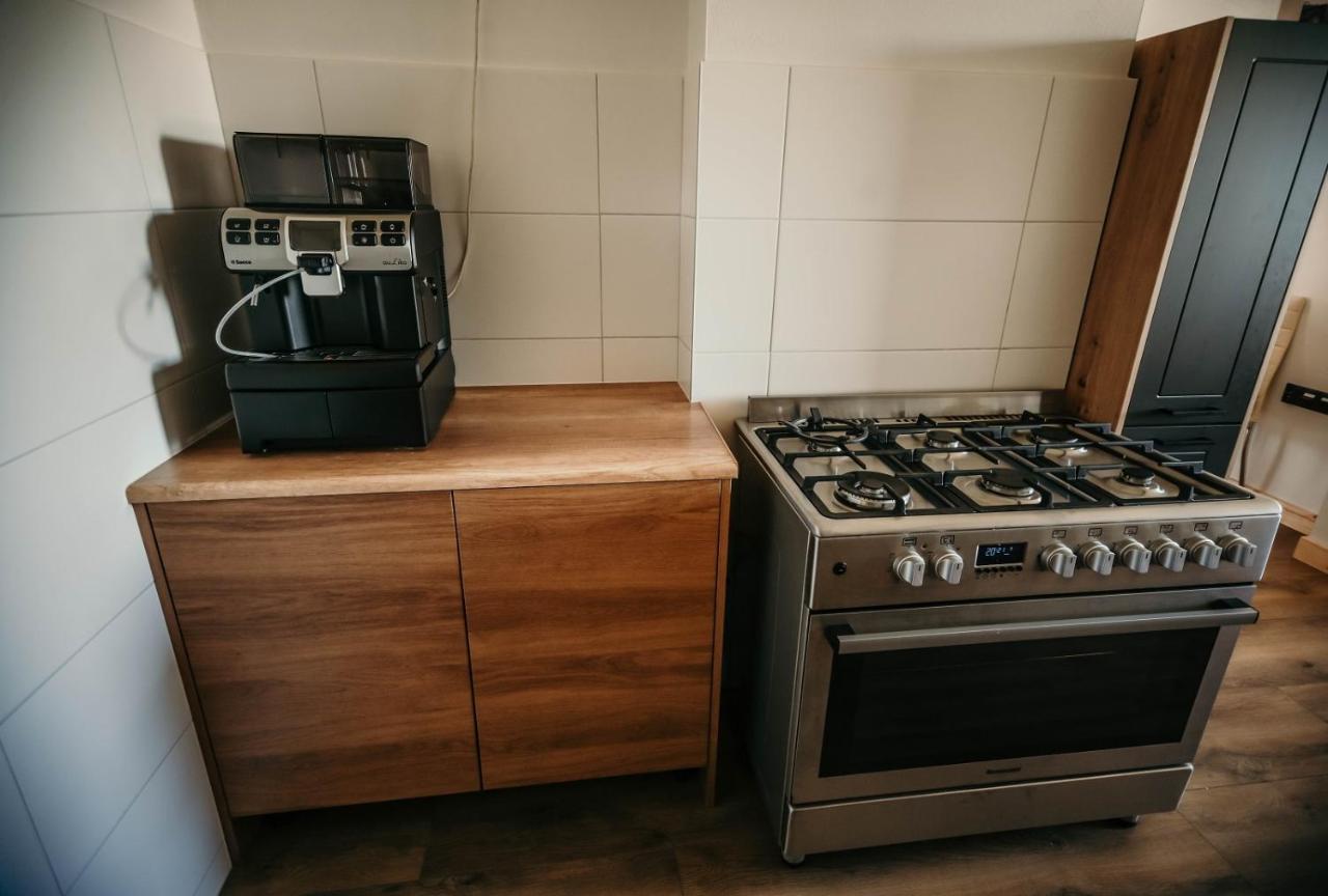 Tarasowka U Zajaca Bed & Breakfast Czerwienne ภายนอก รูปภาพ