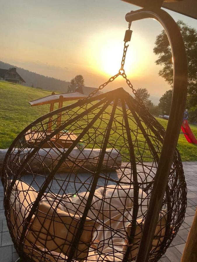 Tarasowka U Zajaca Bed & Breakfast Czerwienne ภายนอก รูปภาพ